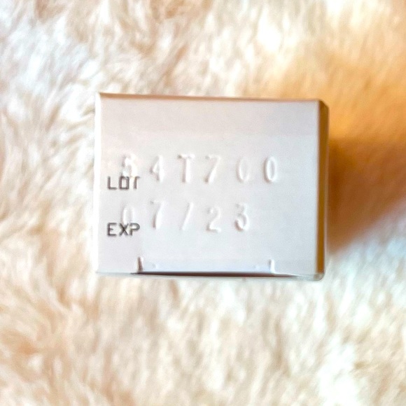 LA ROCHE POSAY RETINOL B3 PURE RETINOL SERUM TRAVEL SIZE MINI - Picture 6 of 9